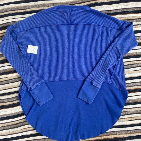 Free People✨Monterey Thermal Top- Electric Indigo - Picture 3 of 5
